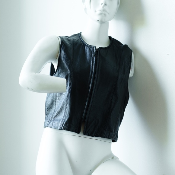 Vintage* JACQUELINE FERRER Cropped Faux Leather Vest, Black, Vintage Size 8 (s) - Picture 7 of 9